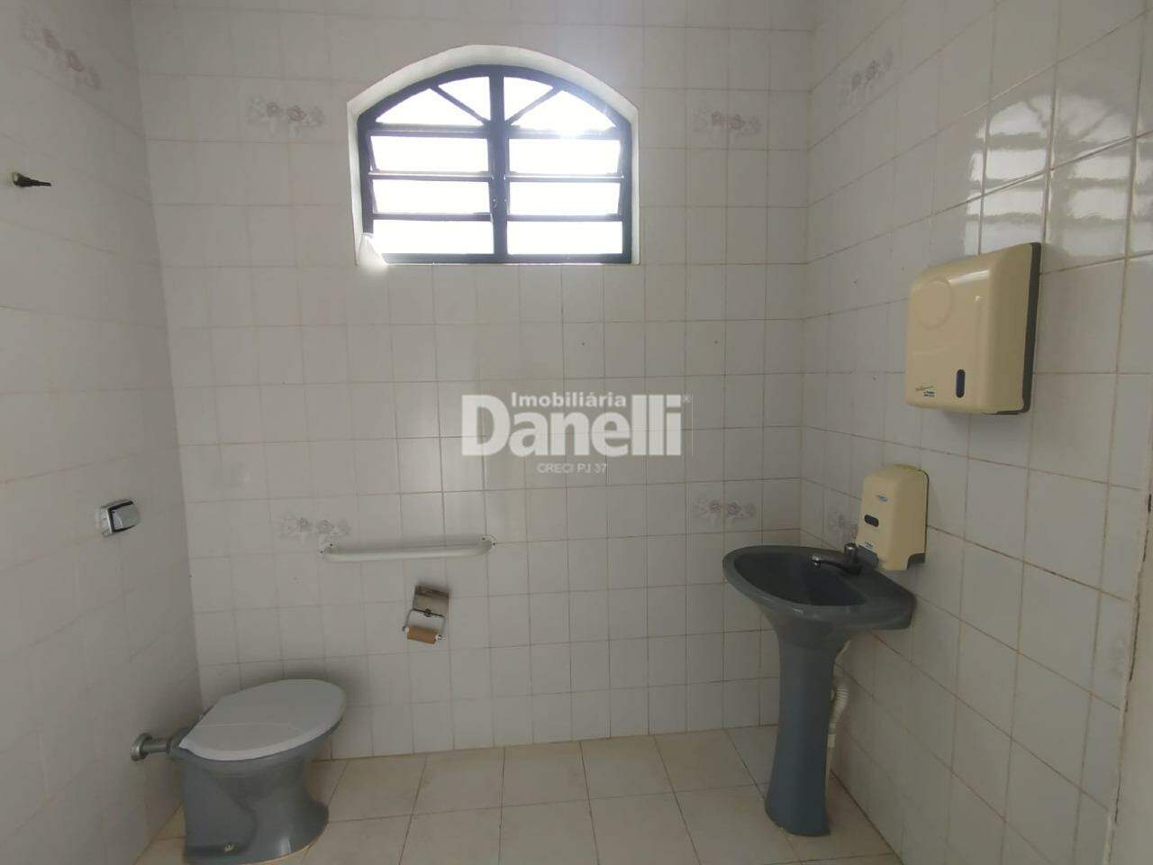 Casa para aluguel no Centro: 