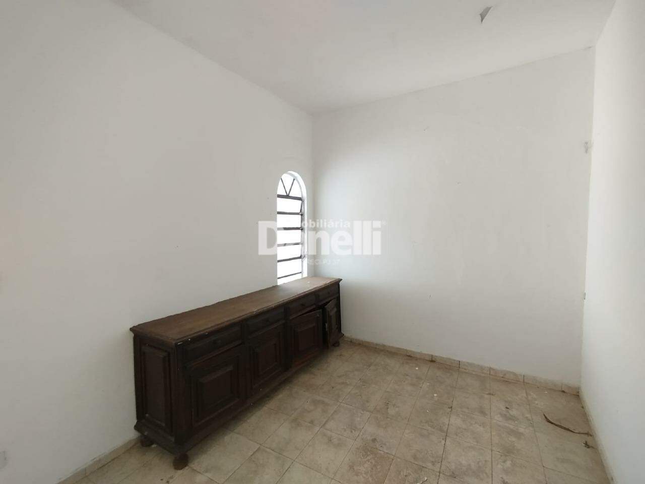 Casa para aluguel no Centro: 