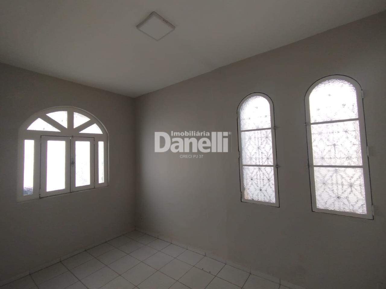 Casa para aluguel no Centro: 