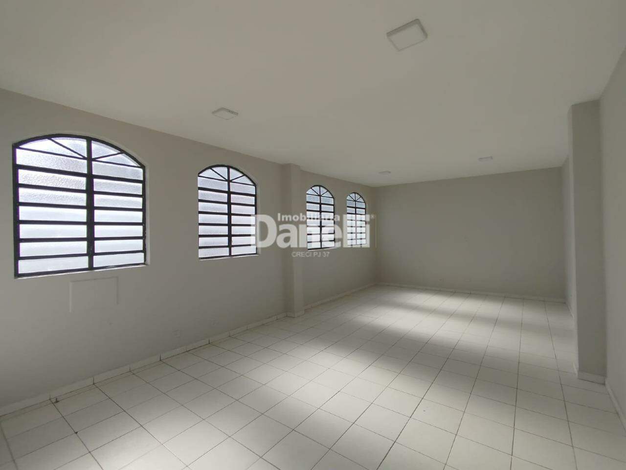 Casa para aluguel no Centro: 