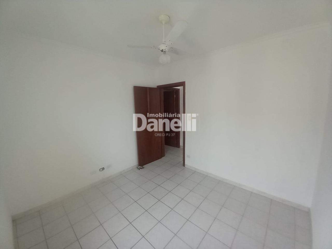 Apartamento para aluguel no Quiririm: 