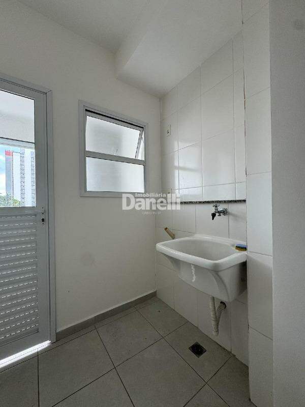 Apartamento à venda no Vila São José: 