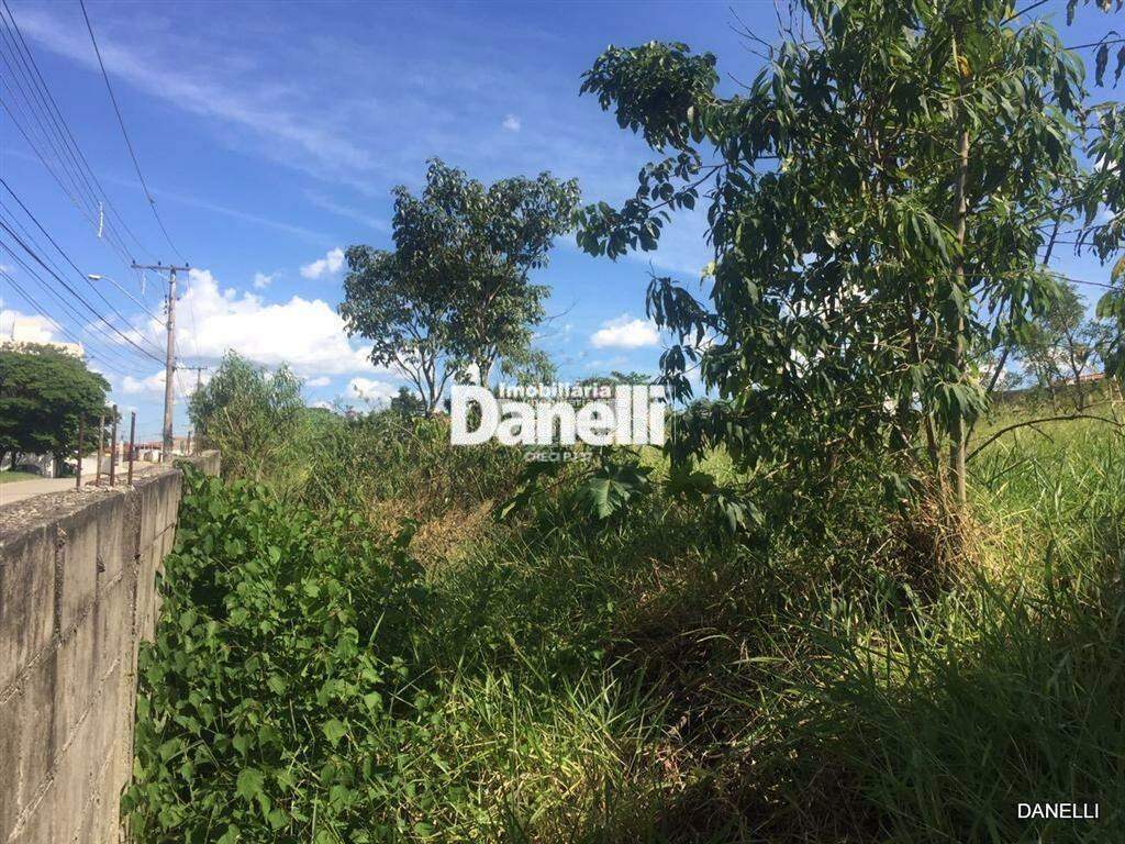 Lote à venda no Granjas Santa Terezinha: 
