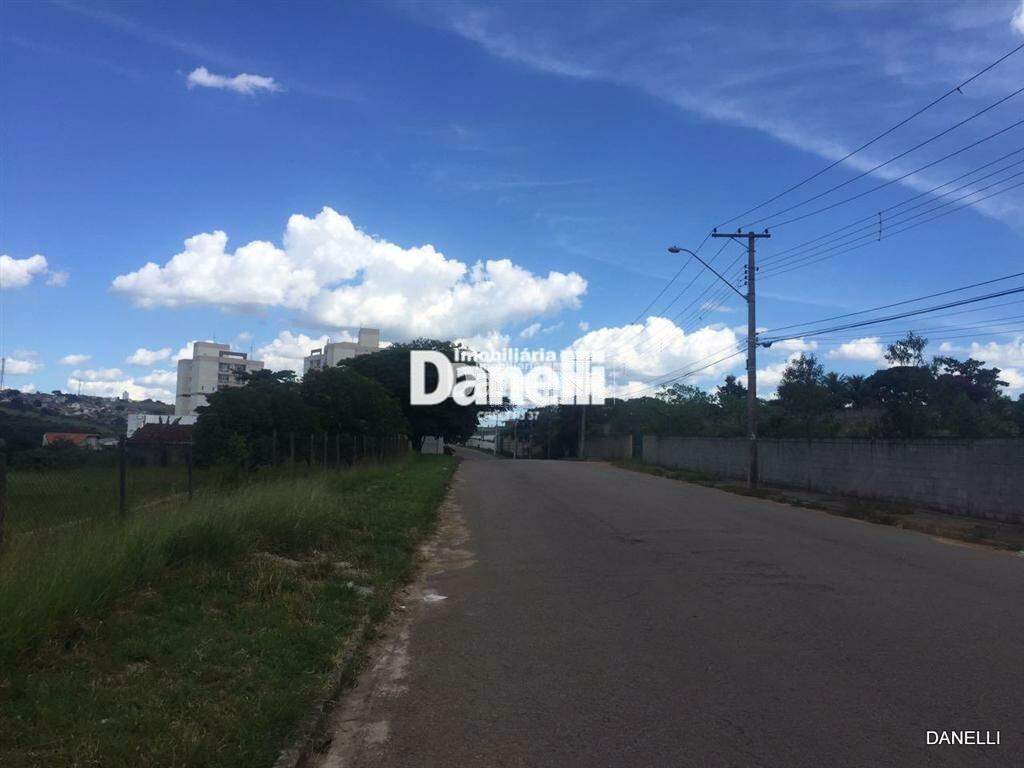 Lote à venda no Granjas Santa Terezinha: 