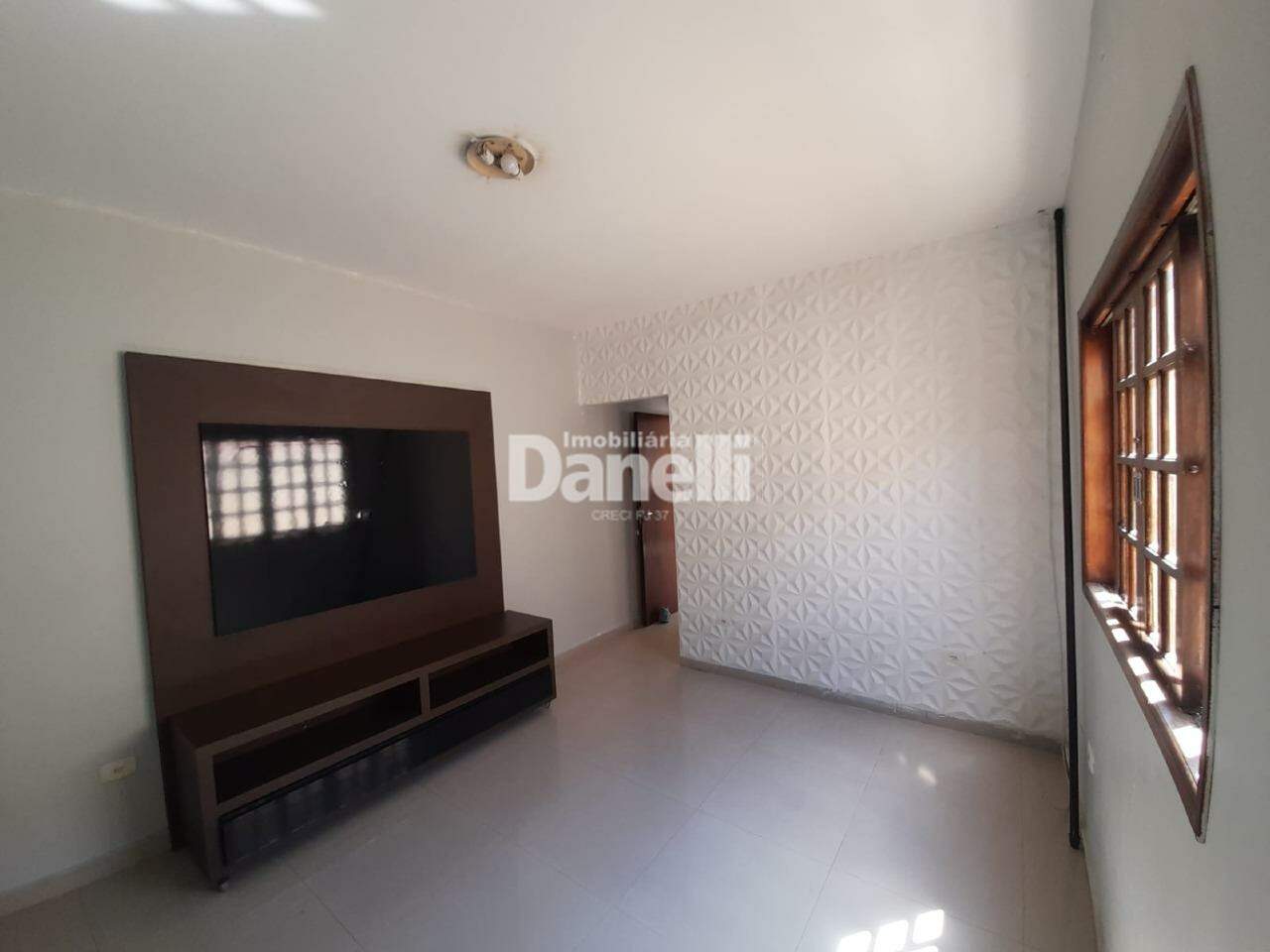 Casa para aluguel no Jardim Gurilândia: 