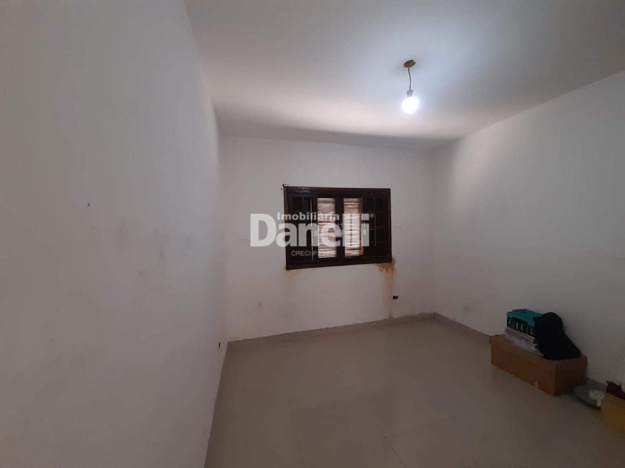 Casa para aluguel no Jardim Gurilândia: 