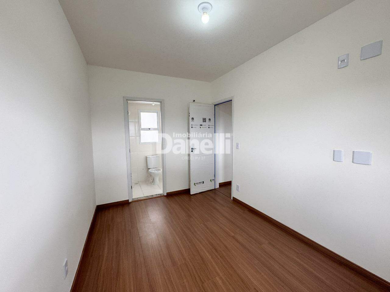 Apartamento à venda no Jardim Ana Rosa: 
