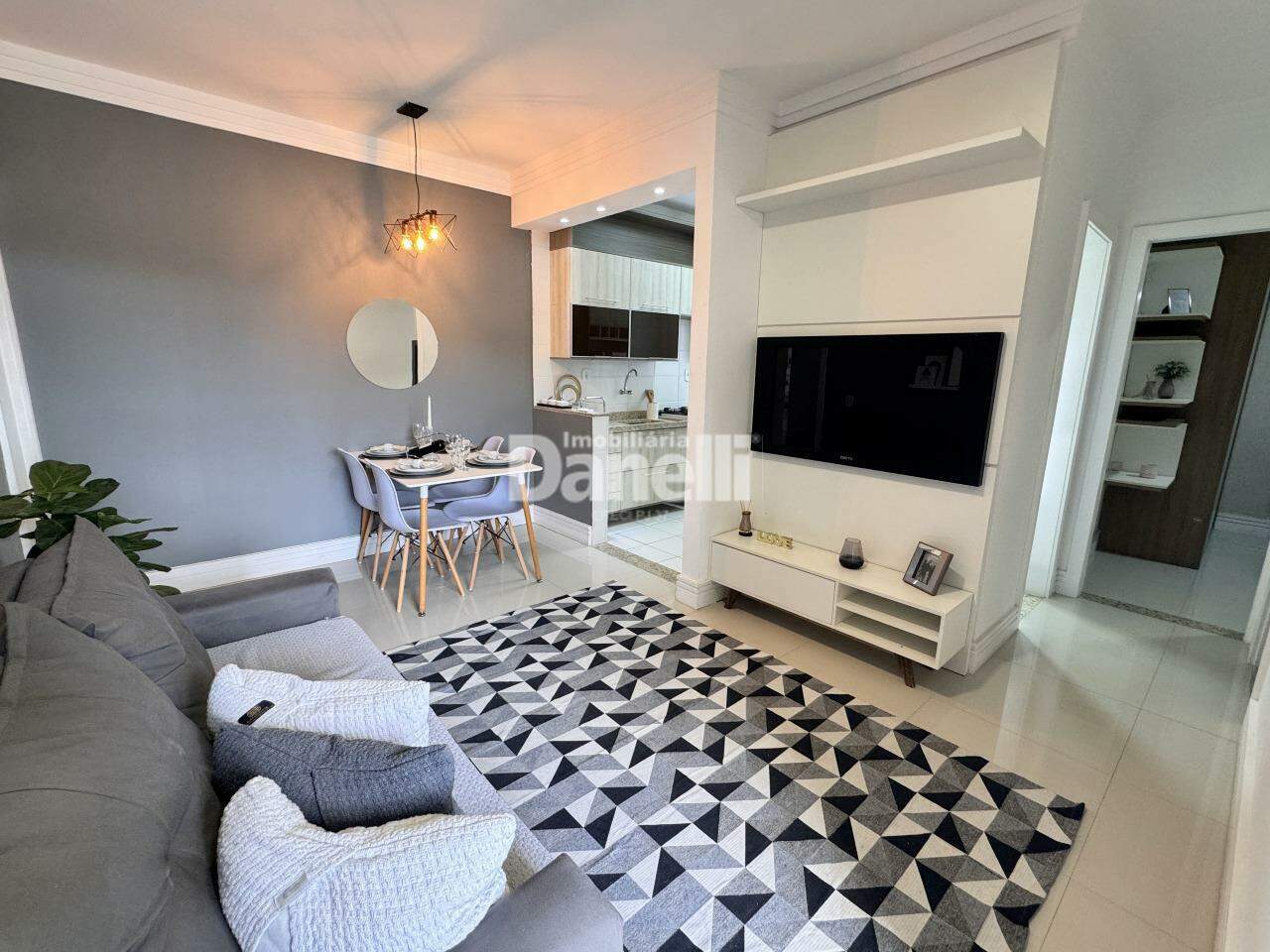 Apartamento à venda no Jardim Ana Rosa: Decorado - 52m²