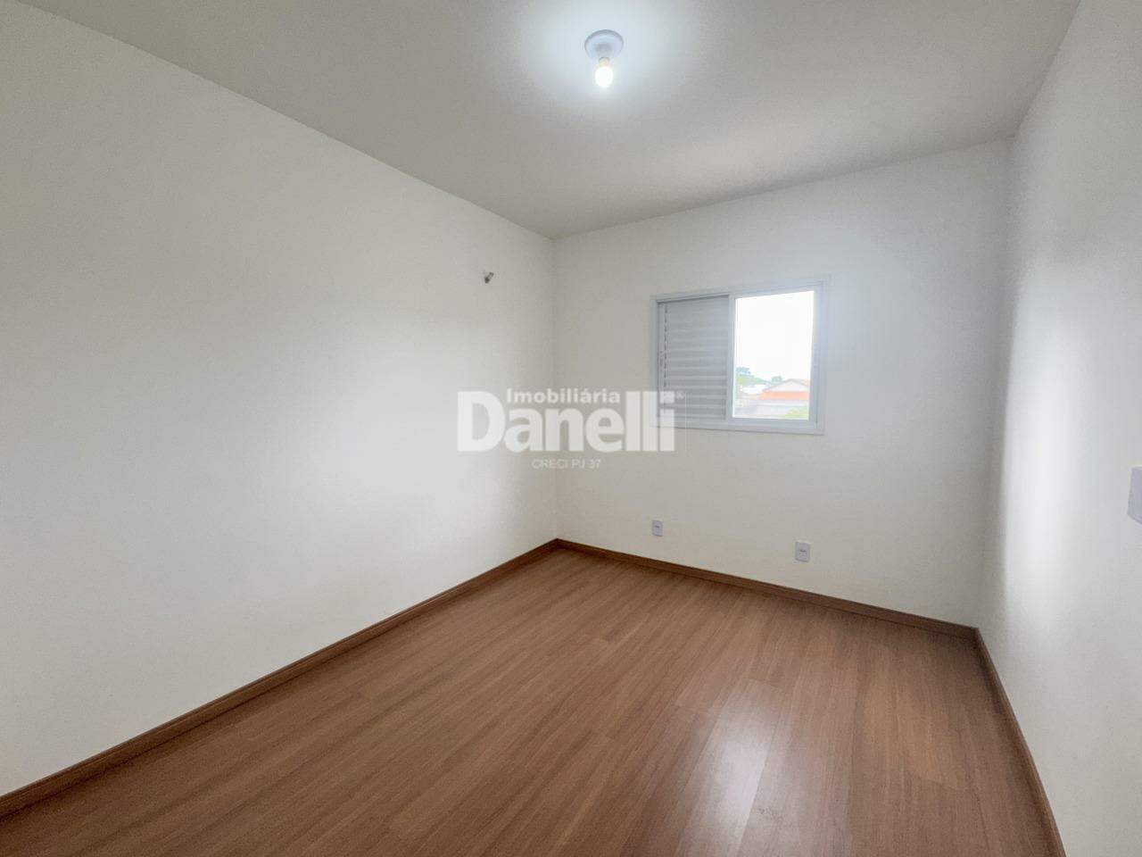 Apartamento à venda no Jardim Ana Rosa: 