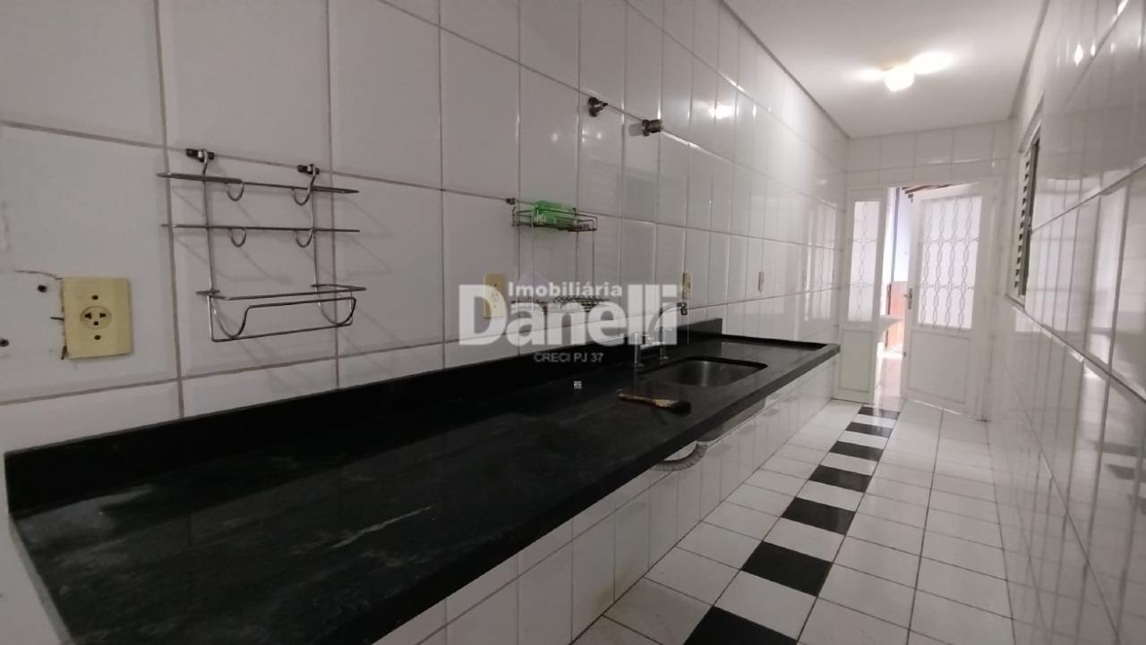 Casa para aluguel no Loteamento Residencial Flor do Vale: 