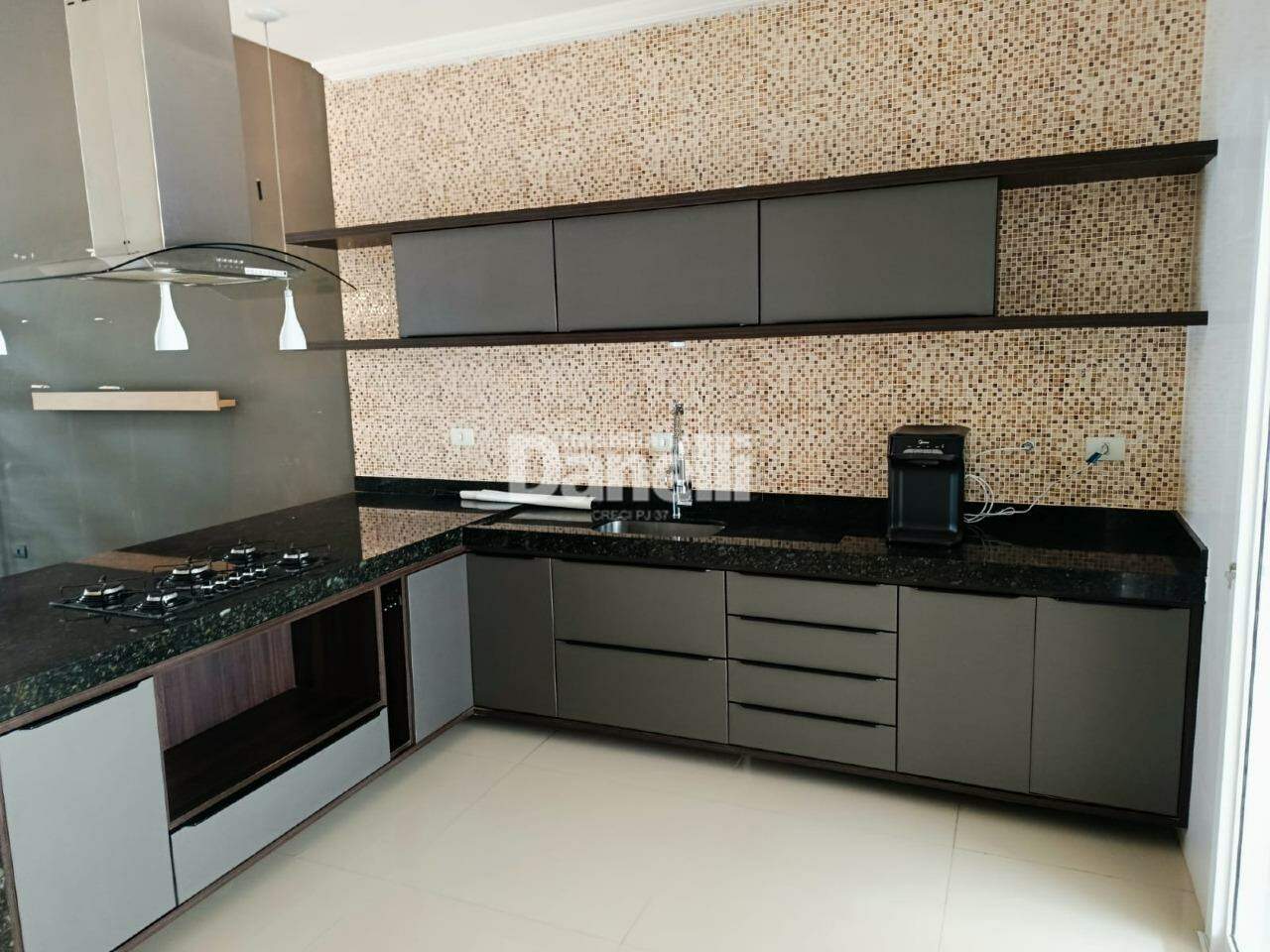 Casa para aluguel no Condomínio Residencial Tecoara: 