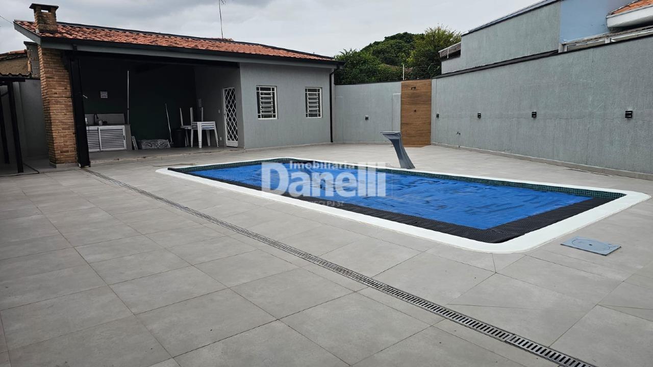 Casa em Condomínio à venda no Estiva: 