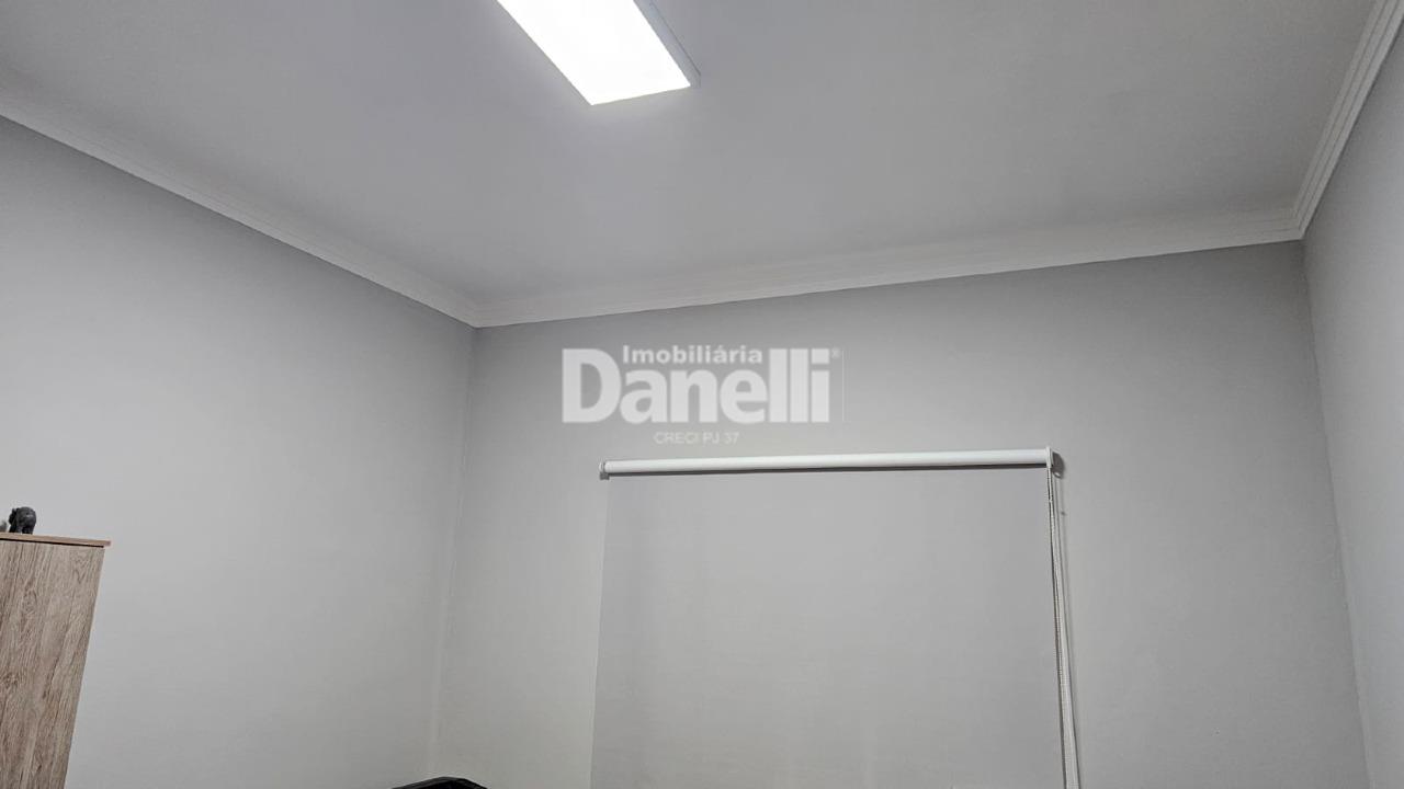 Casa em Condomínio à venda no Estiva: 