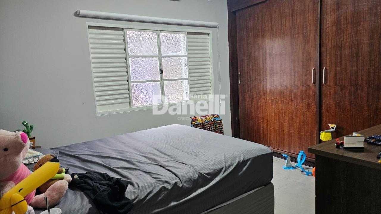 Casa em Condomínio à venda no Estiva: 