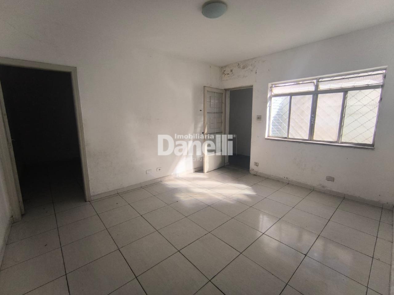 Casa à venda no Centro: 