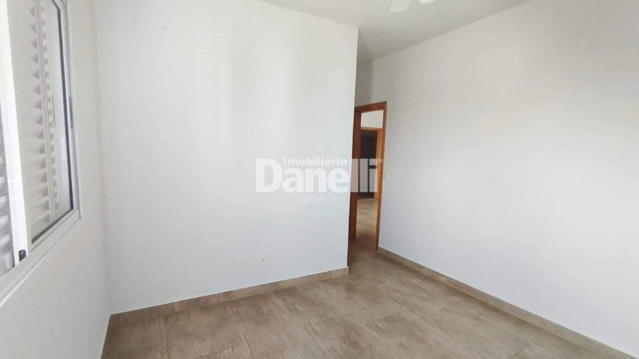 Apartamento para aluguel no Vila São José: 