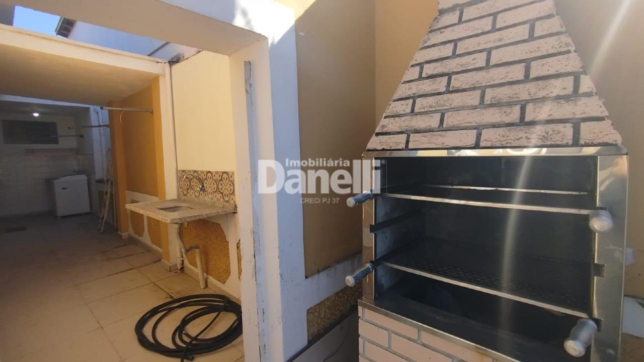 Casa para aluguel no Jardim Santa Clara: 