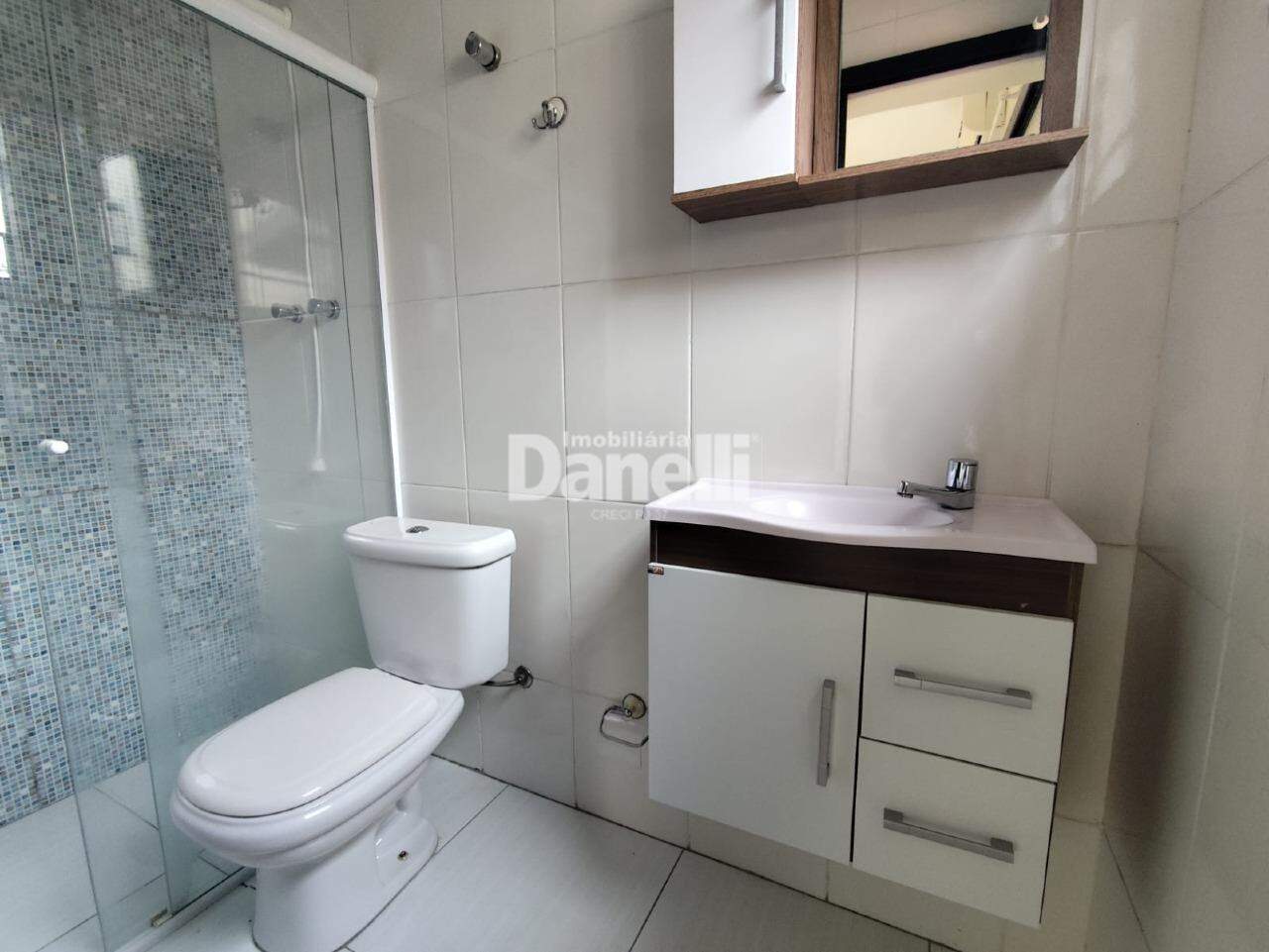Sobrado para aluguel no Residencial Portal da Mantiqueira: 
