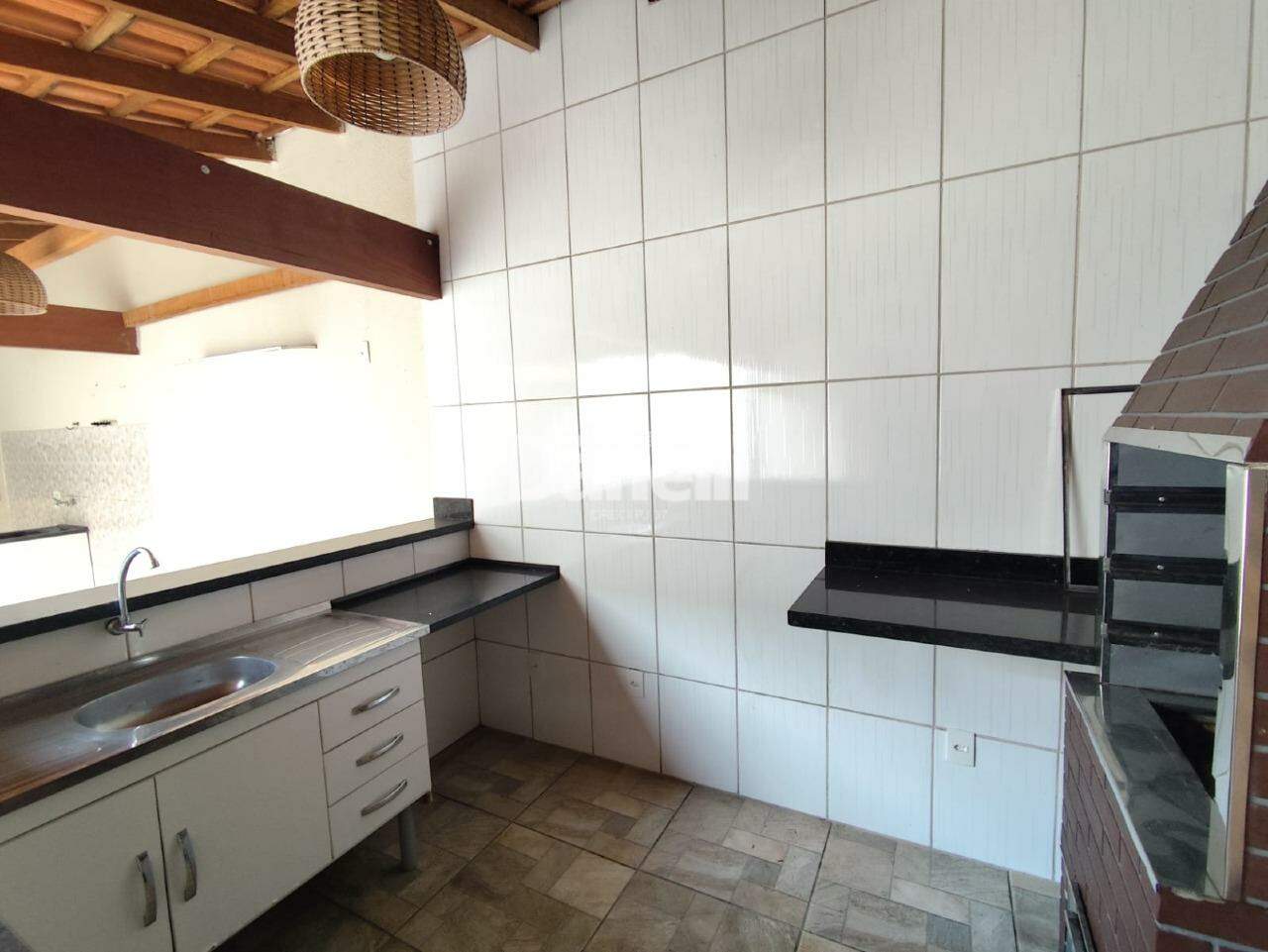 Sobrado para aluguel no Residencial Portal da Mantiqueira: 