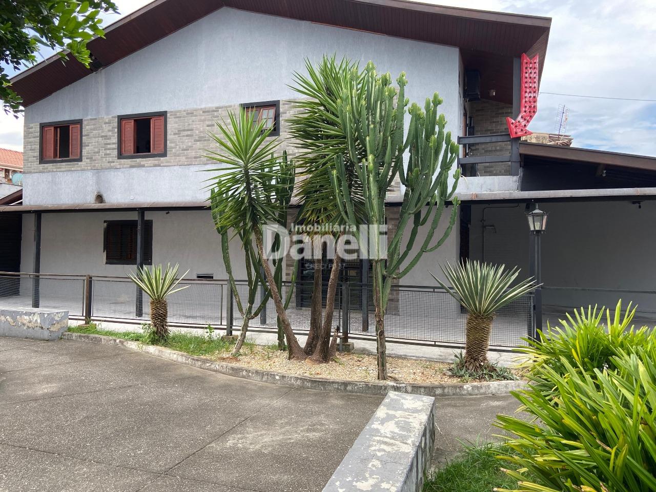 Sobrado à venda no Vila Aparecida: 