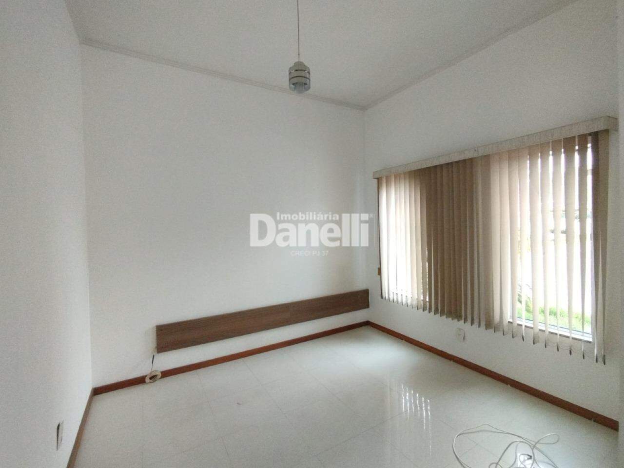 Casa em Condomínio para aluguel no Loteamento Residencial Campos do Conde III: 