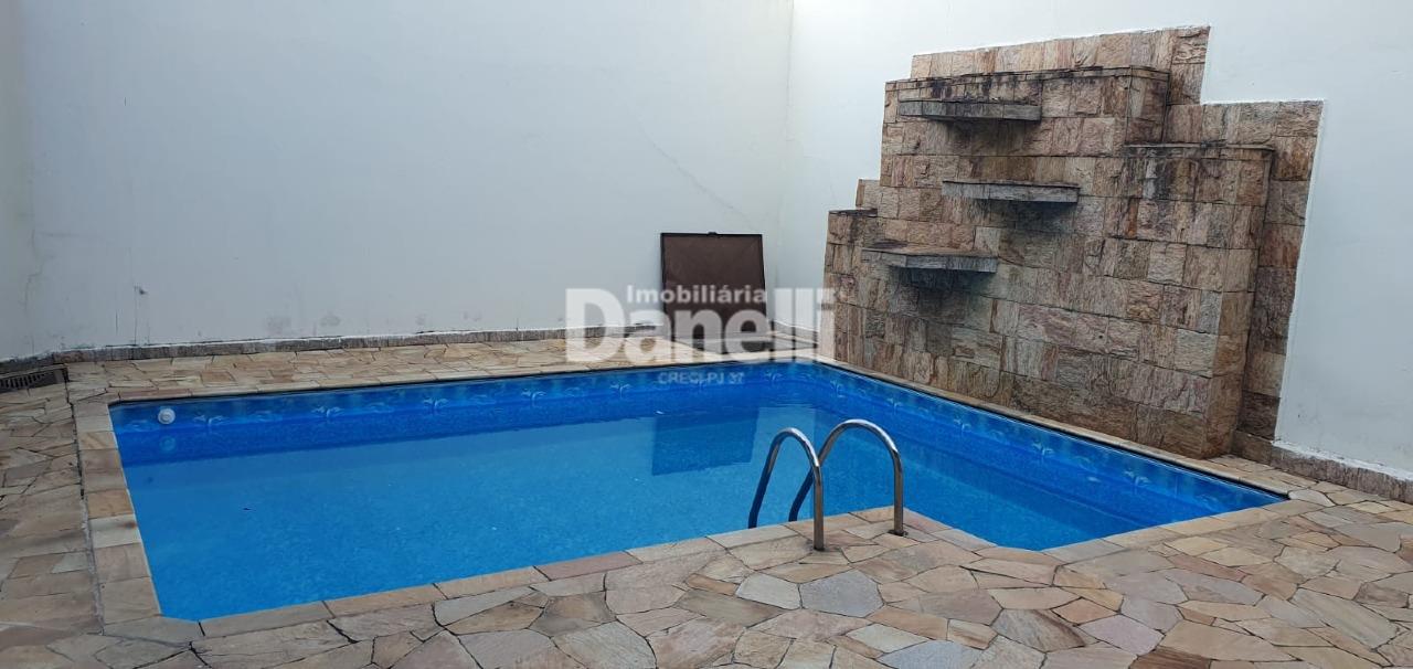 Sobrado à venda no Centro: 