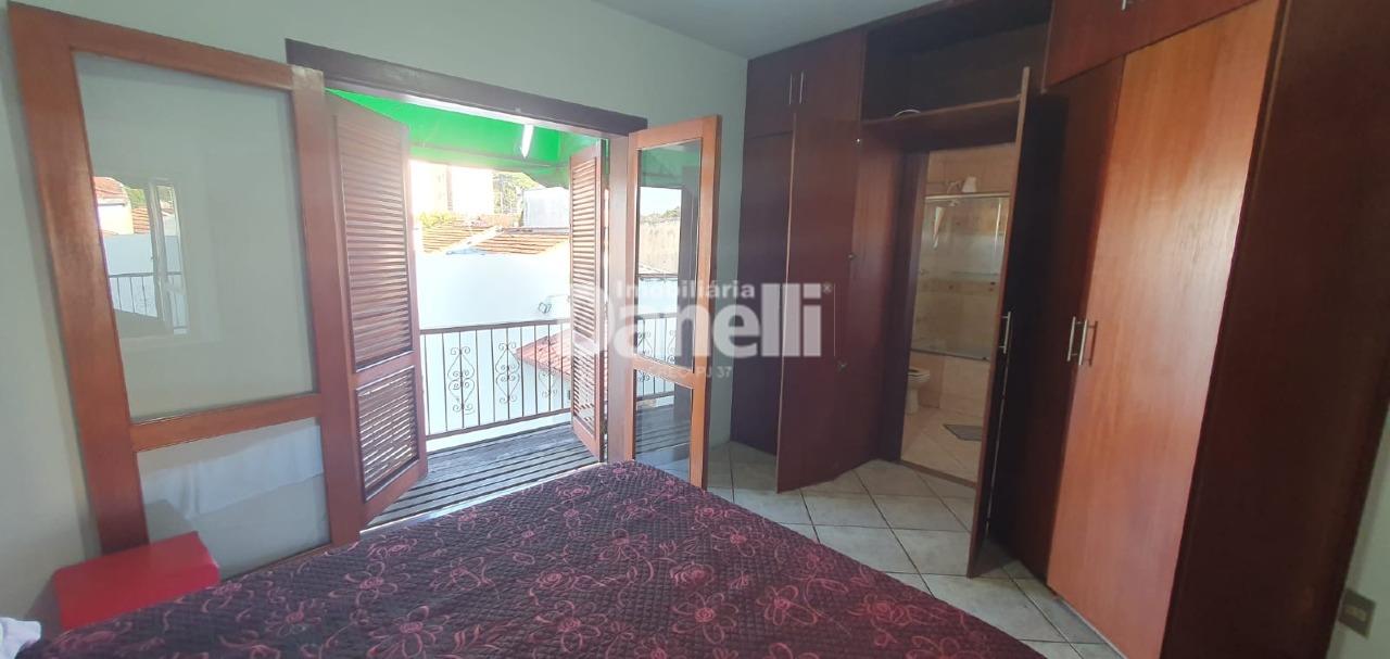 Sobrado à venda no Centro: 