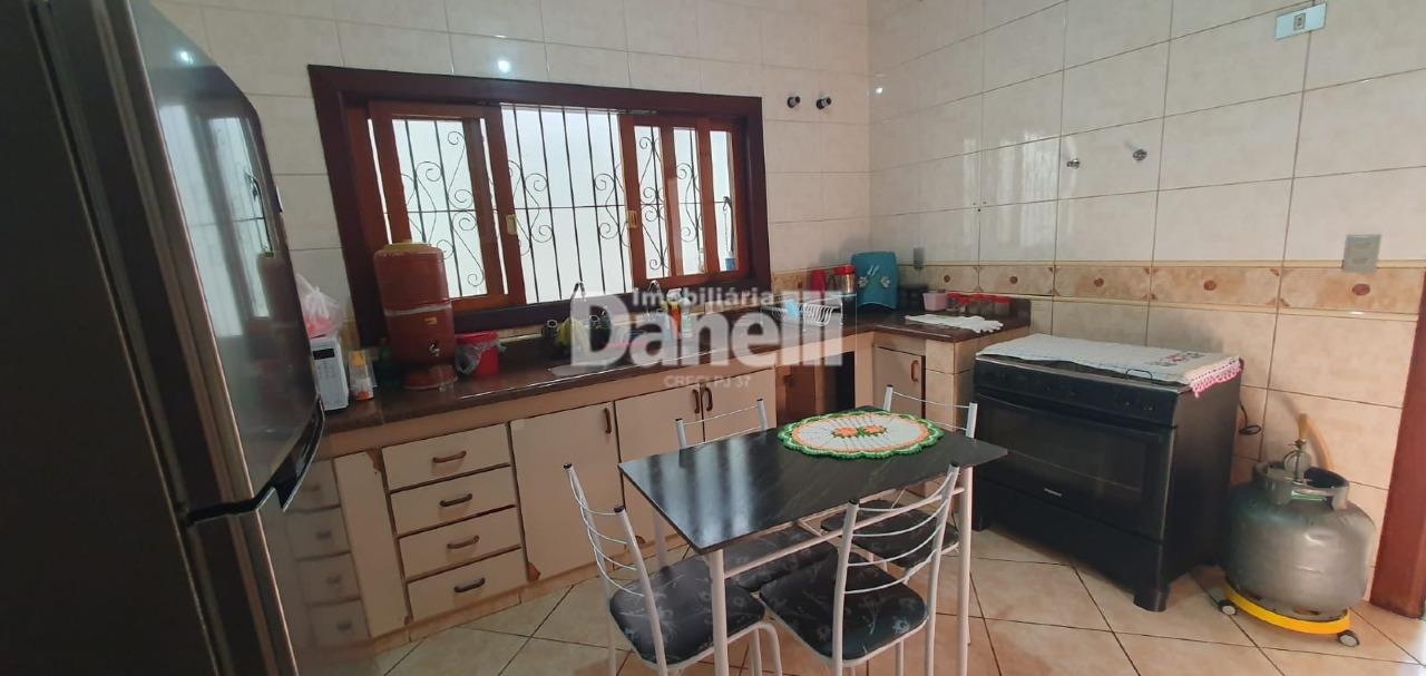 Sobrado à venda no Centro: 