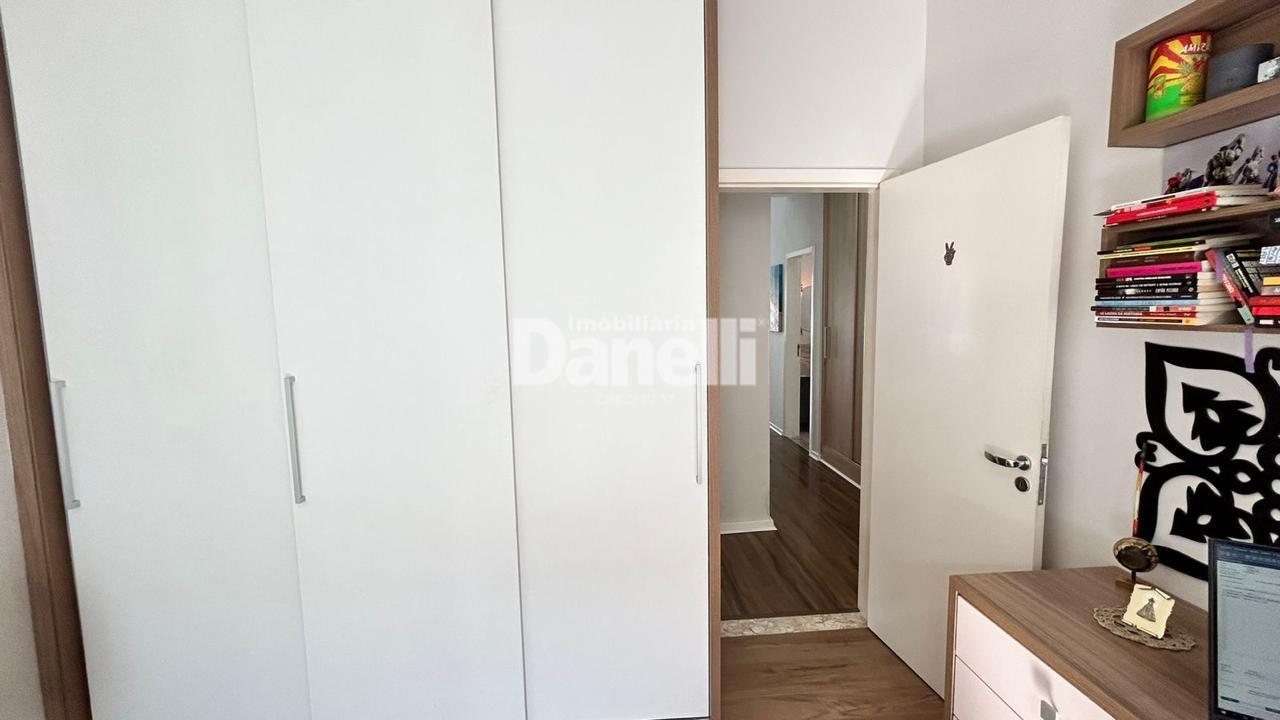 Casa em Condomínio à venda no Jardim Hípica Pinheiro: 