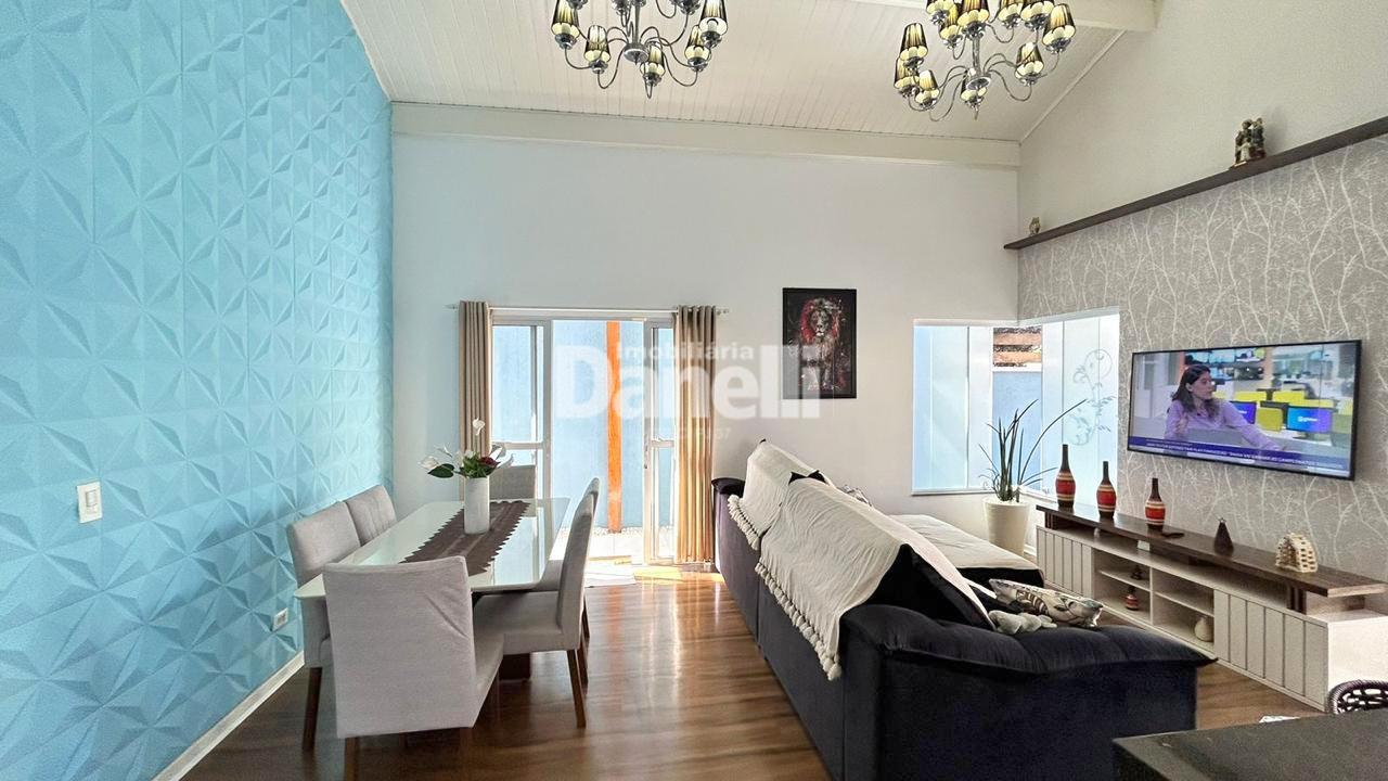 Casa em Condomínio à venda no Jardim Hípica Pinheiro: 