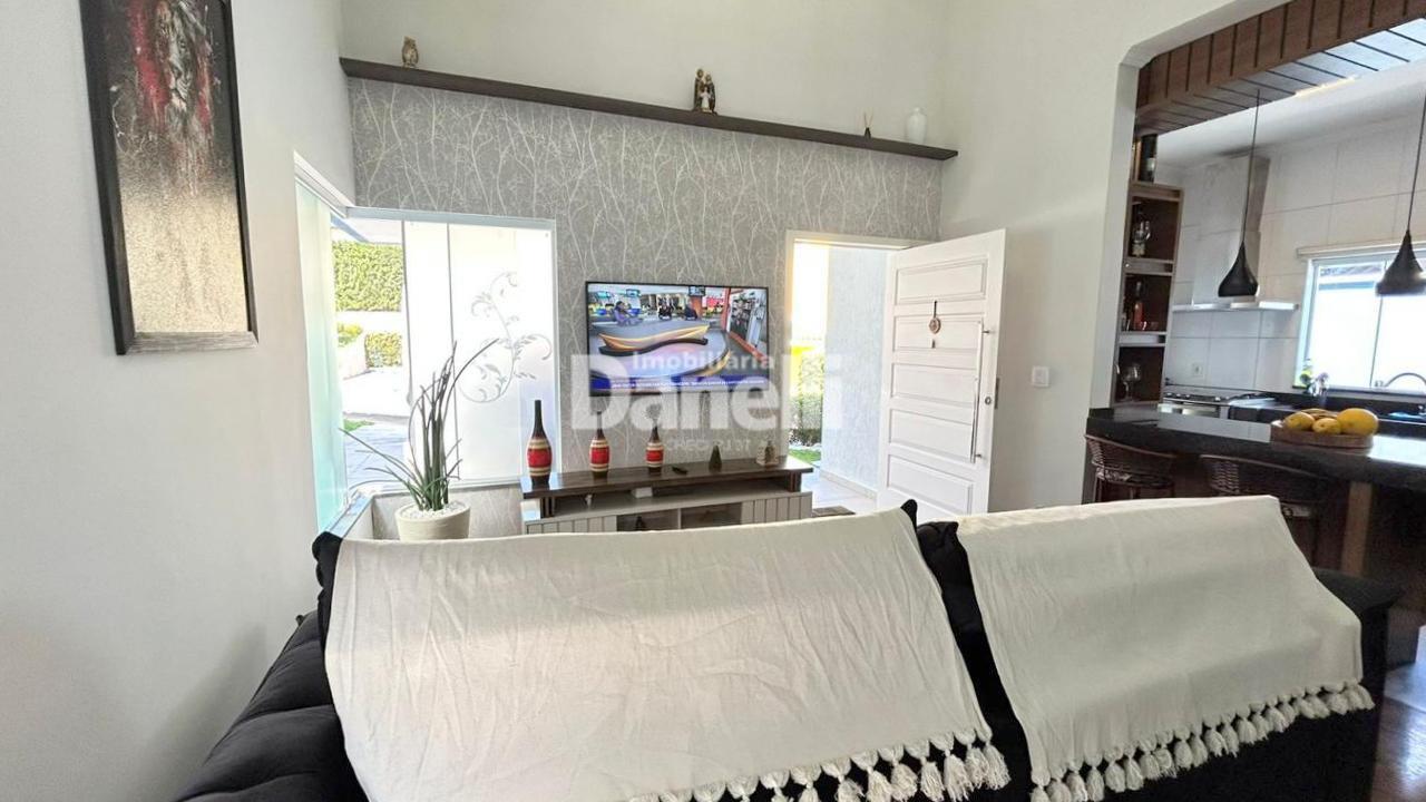 Casa em Condomínio à venda no Jardim Hípica Pinheiro: 