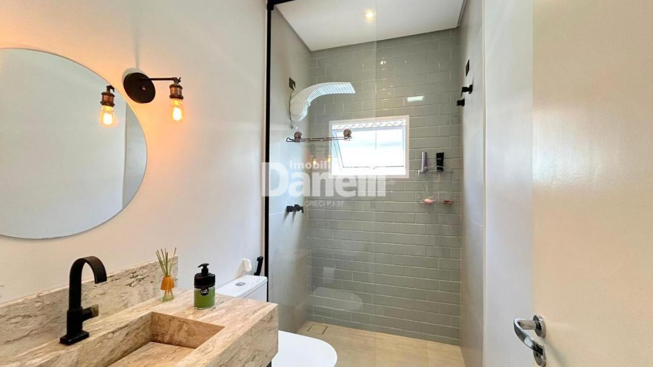 Casa em Condomínio à venda no Jardim Hípica Pinheiro: 