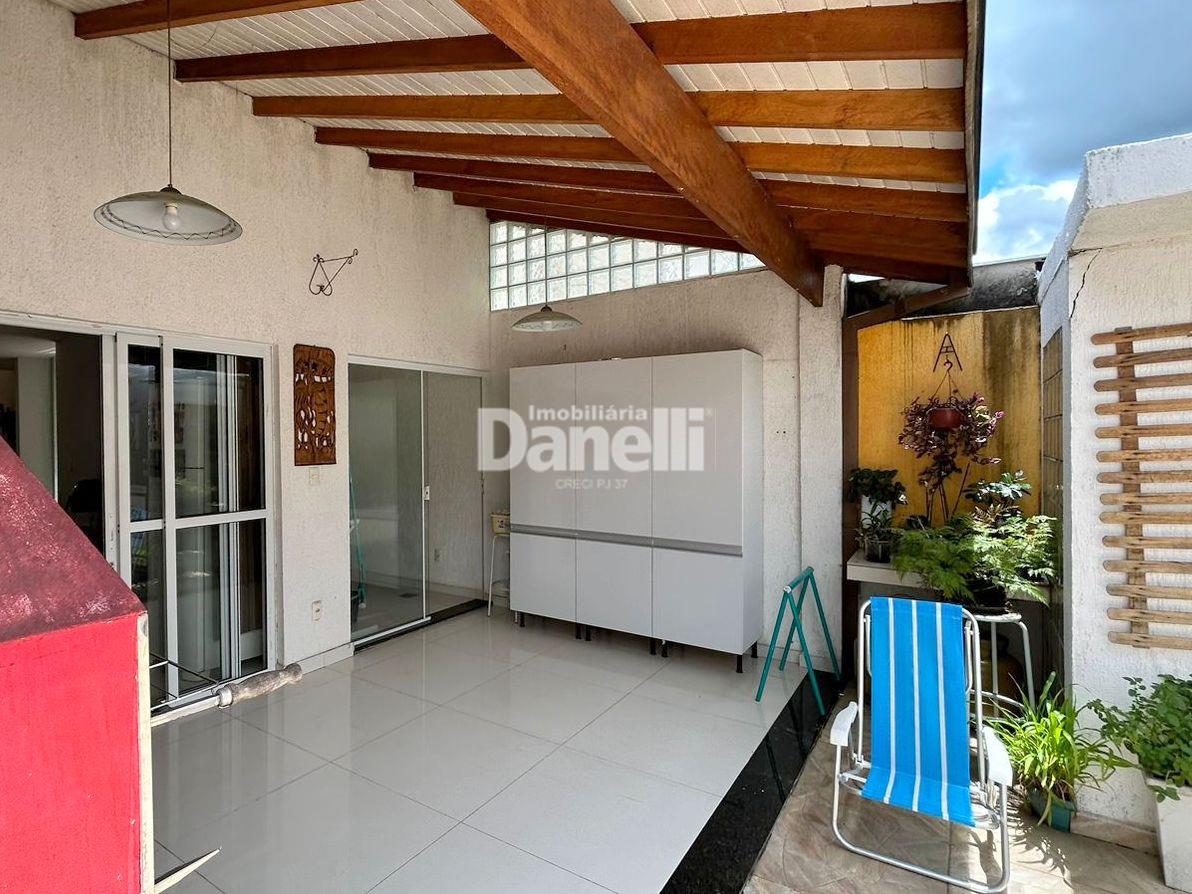 Casa em Condomínio à venda no Loteamento Residencial Campos do Conde II: 