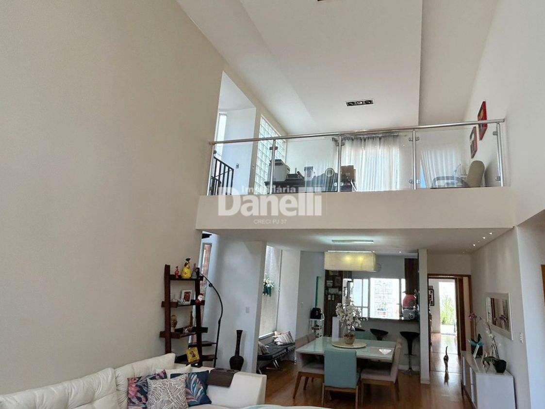 Casa em Condomínio à venda no Loteamento Residencial Campos do Conde II: 