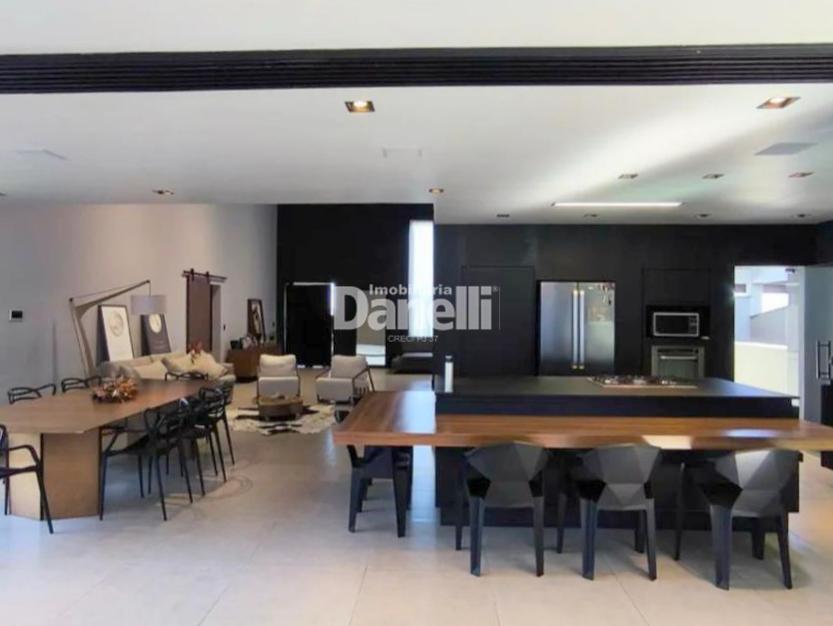 Casa em Condomínio à venda no Residencial Santa Helena: 