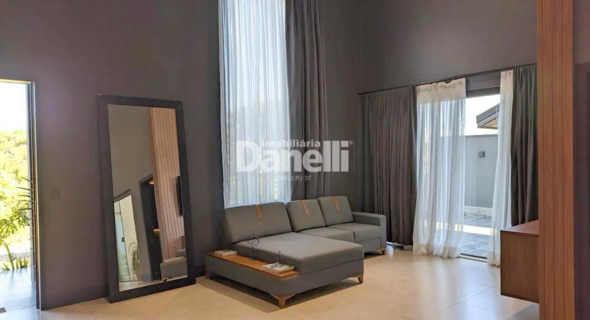 Casa em Condomínio à venda no Residencial Santa Helena: 