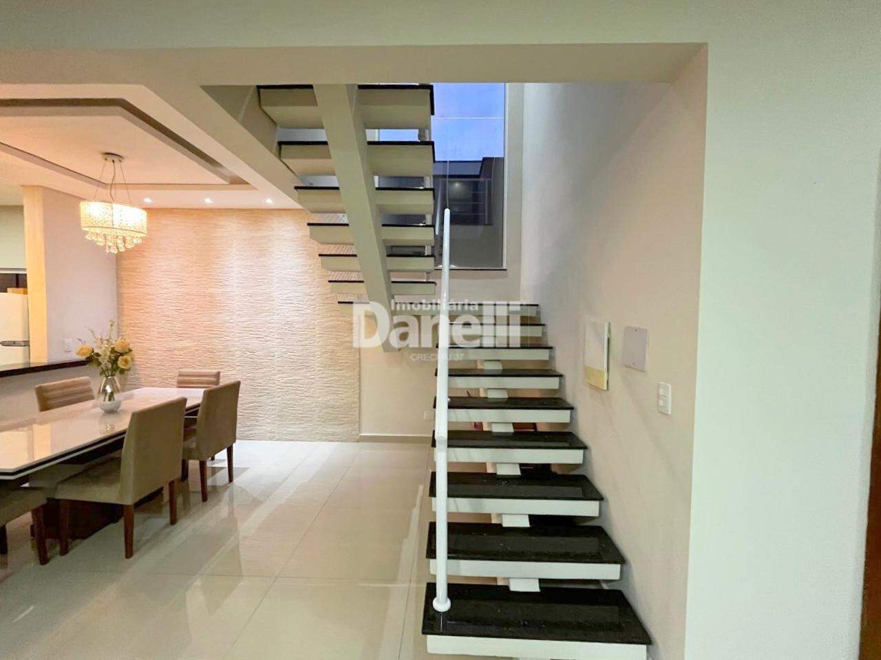 Casa em Condomínio à venda no Jardim Jaraguá: 