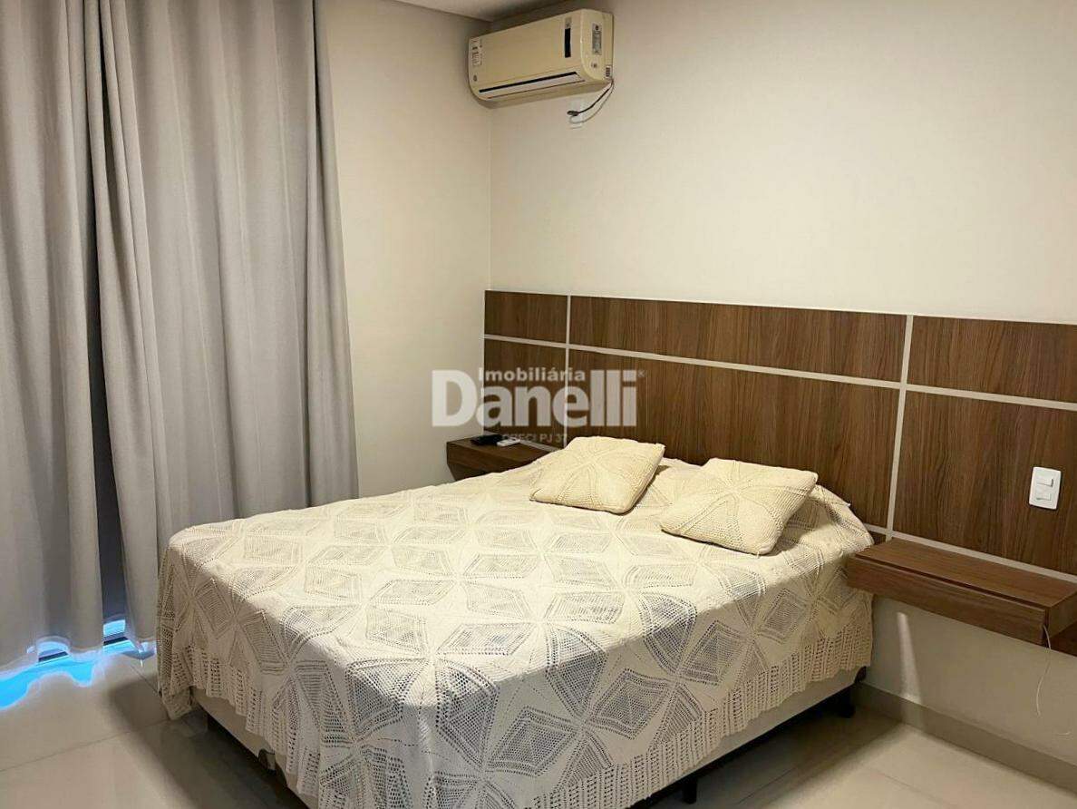 Casa em Condomínio à venda no Jardim Jaraguá: 