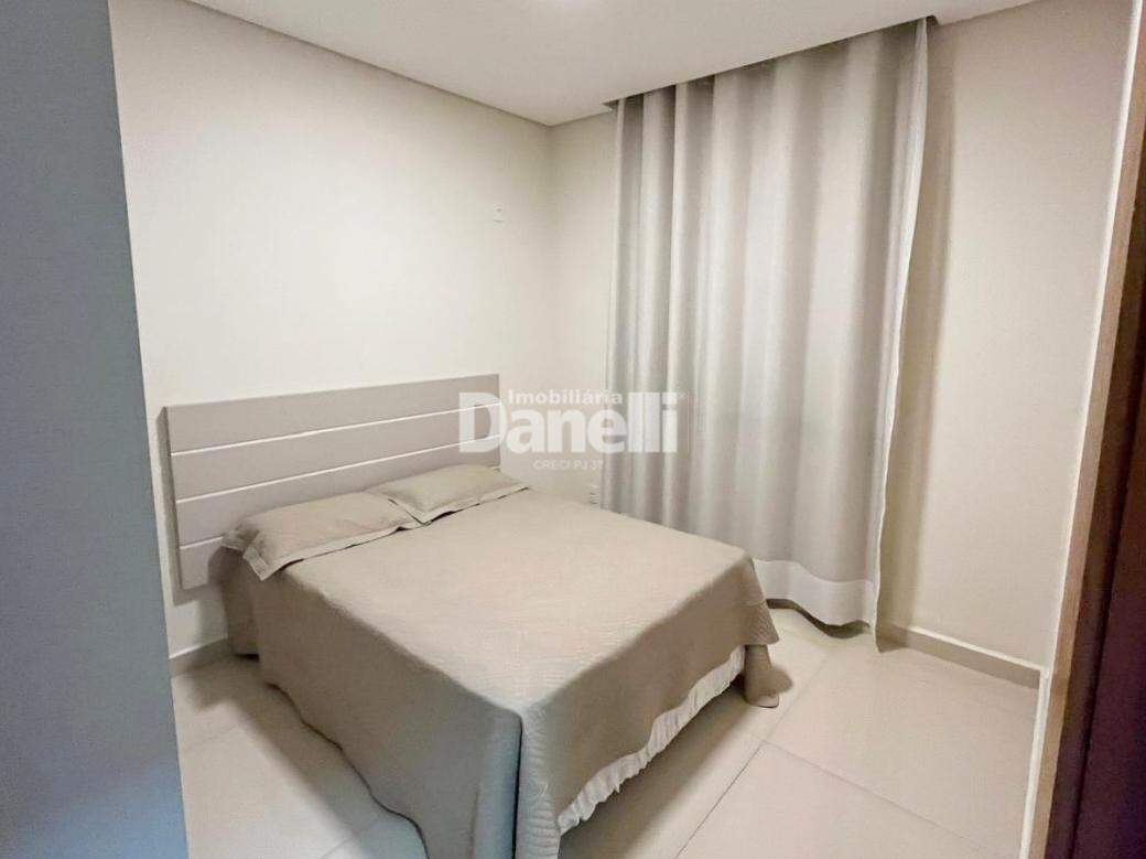 Casa em Condomínio à venda no Jardim Jaraguá: 