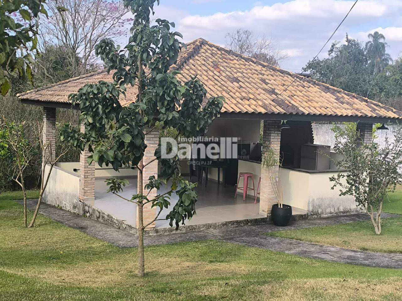 Casa em Condomínio à venda no Rancho Grande: 