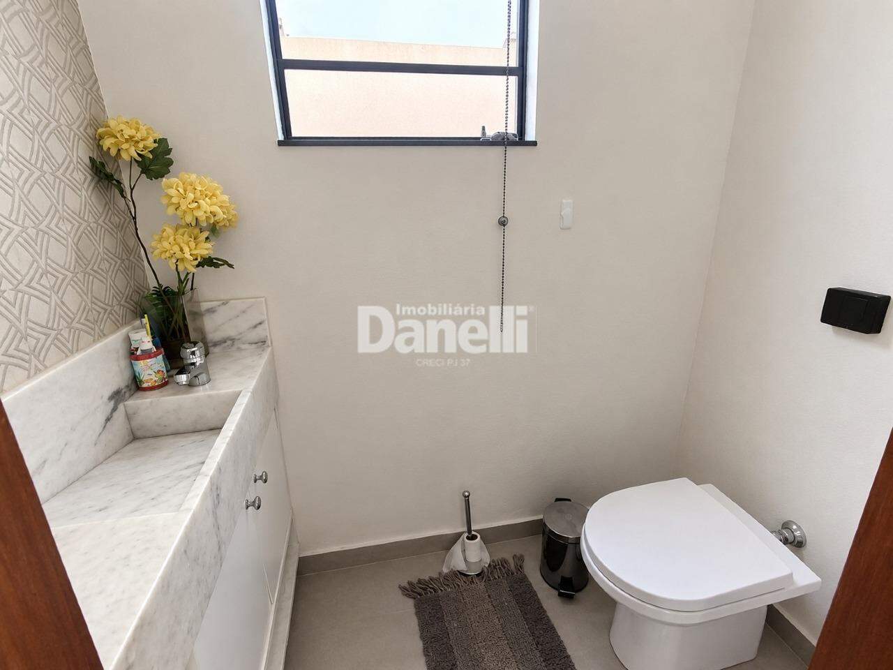 Casa em Condomínio à venda no Rancho Grande: 