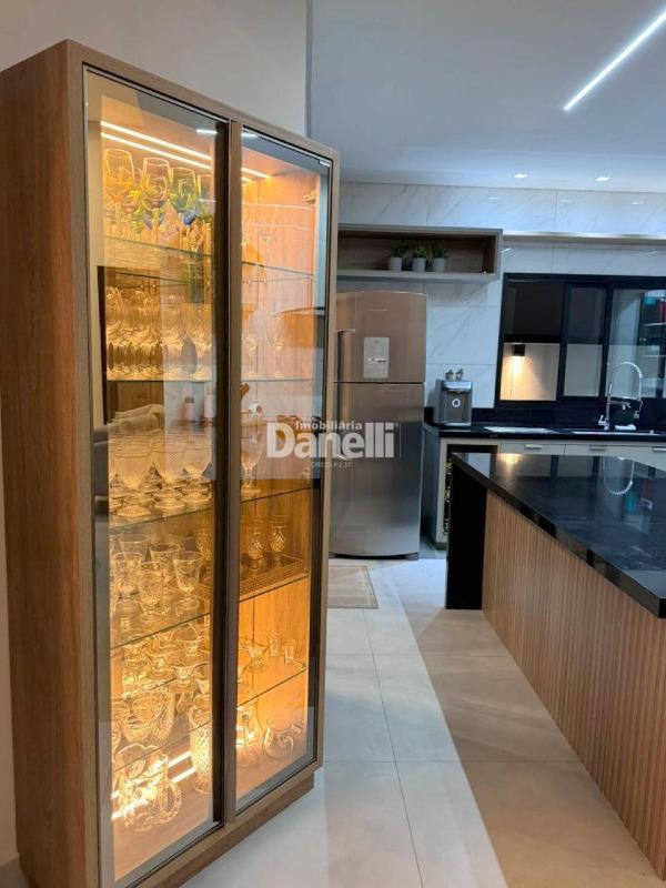 Casa em Condomínio à venda no Guedes: 