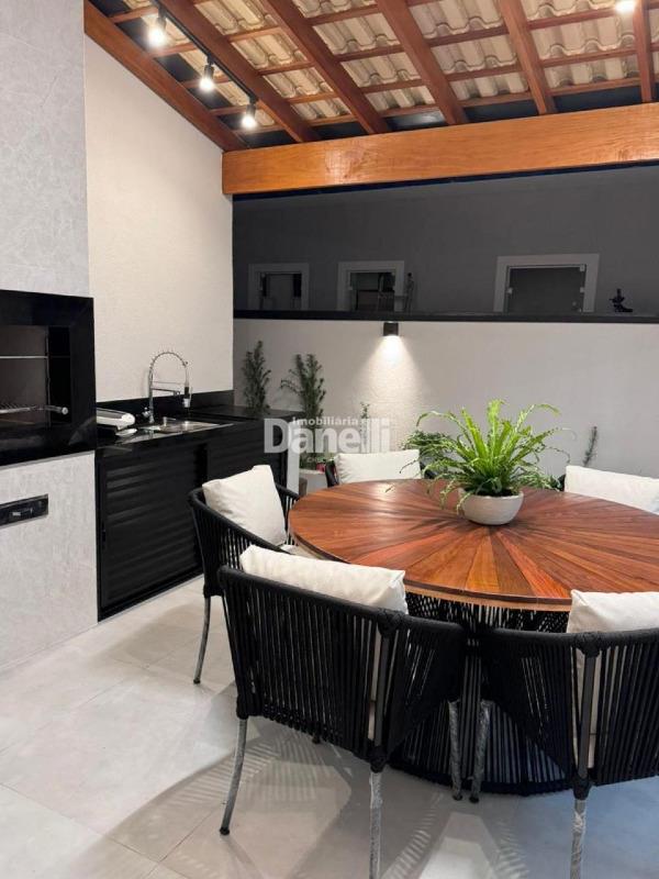 Casa em Condomínio à venda no Guedes: 