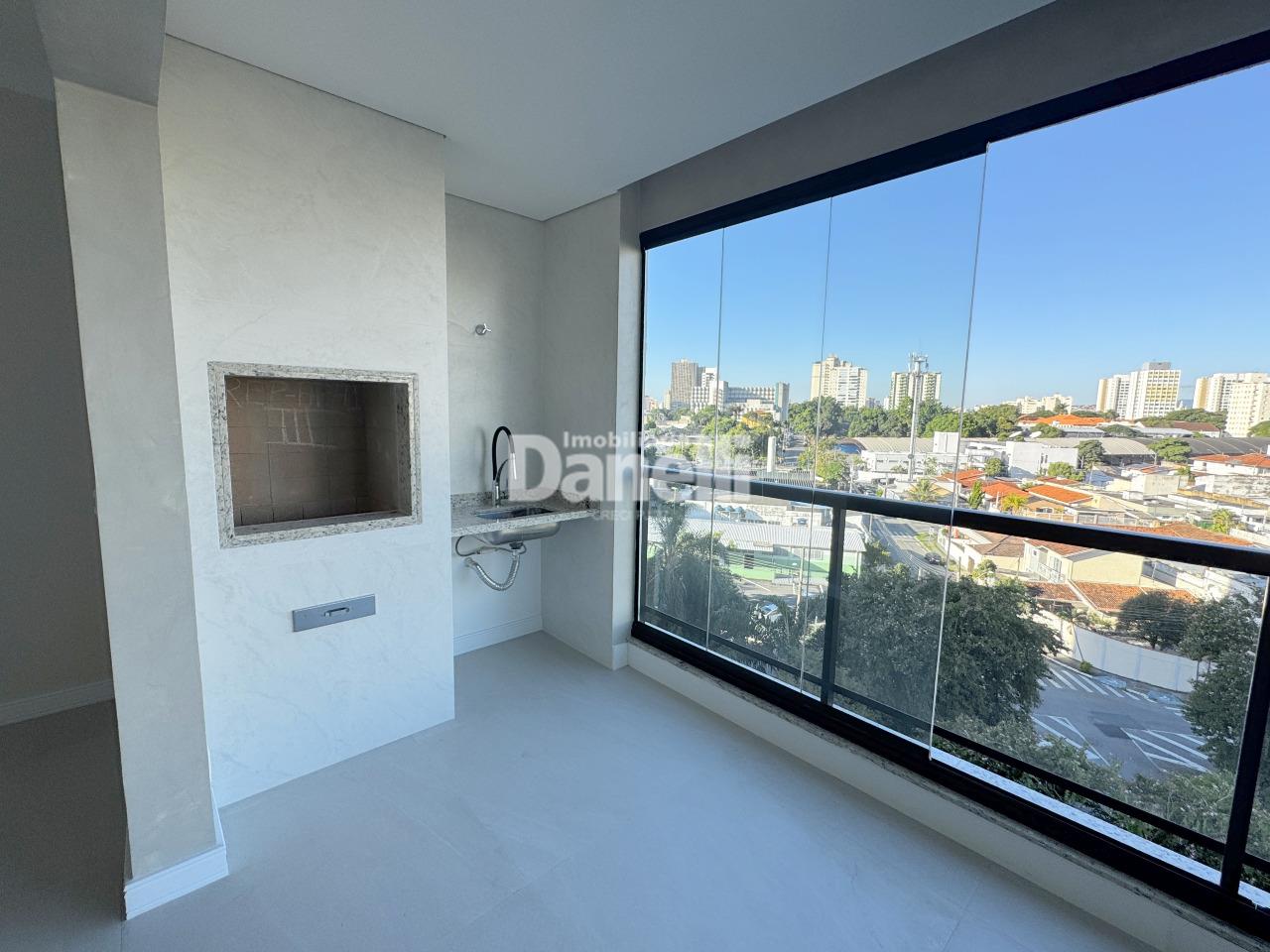 Apartamento à venda no Jardim das Nações: 