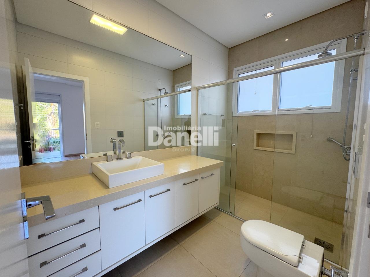 Casa em Condomínio à venda no Chácara Olaria: 