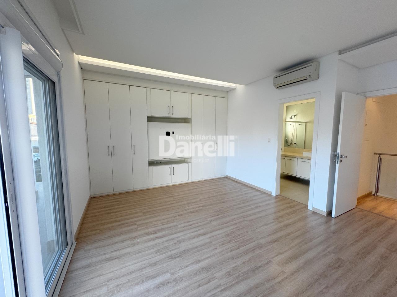 Casa em Condomínio à venda no Chácara Olaria: 