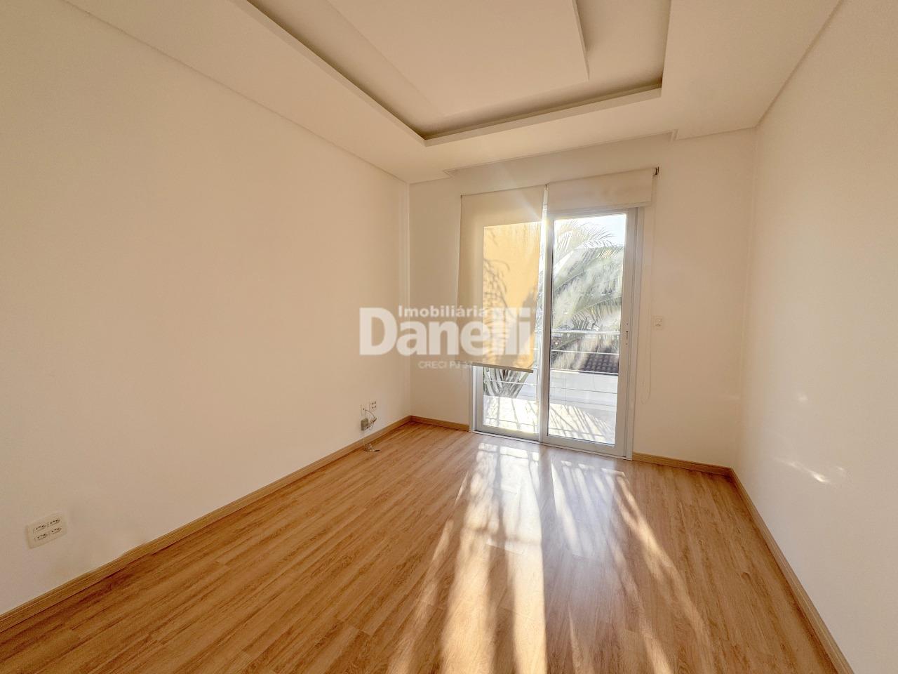 Casa em Condomínio à venda no Chácara Olaria: 