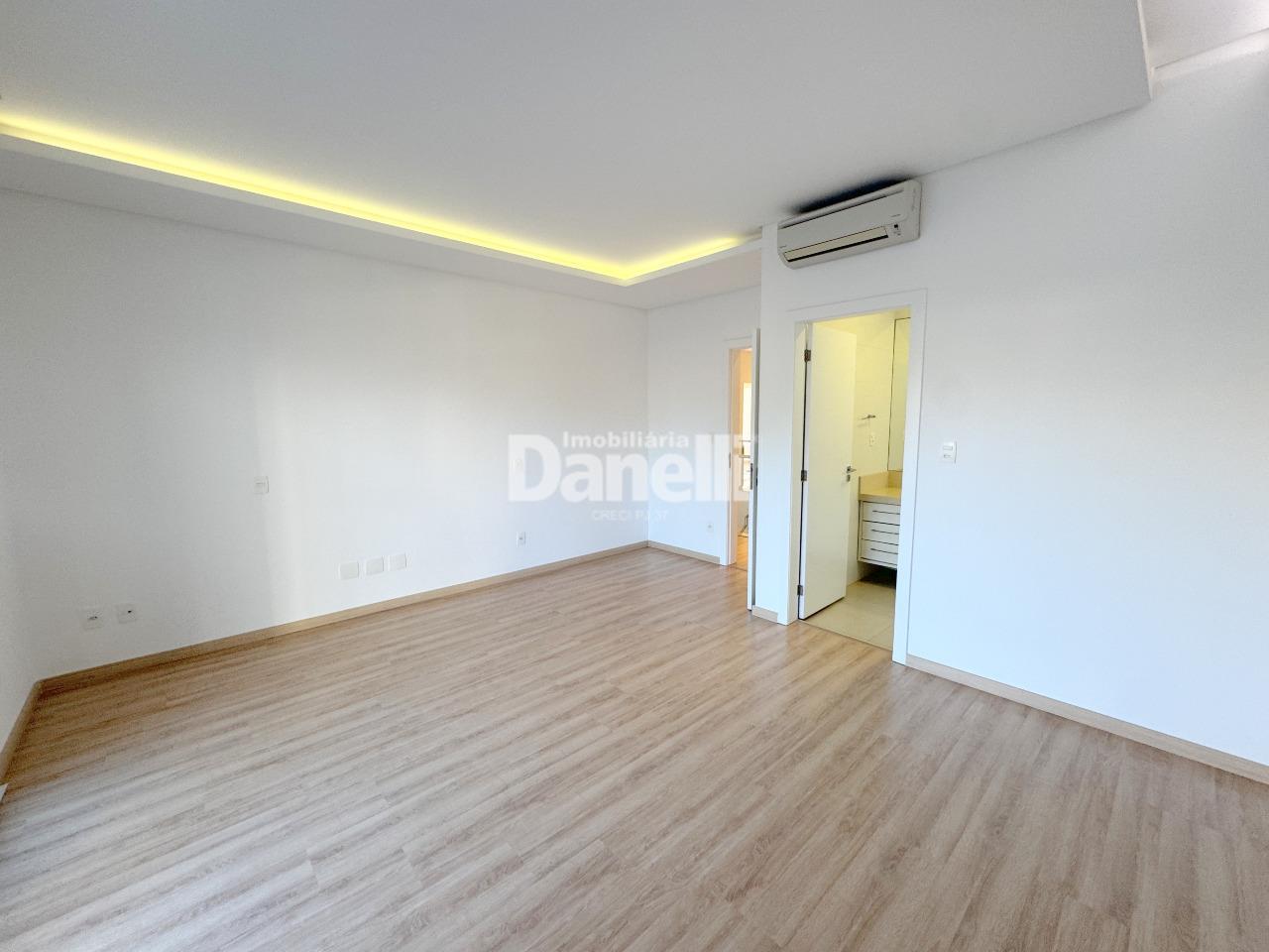 Casa em Condomínio à venda no Chácara Olaria: 