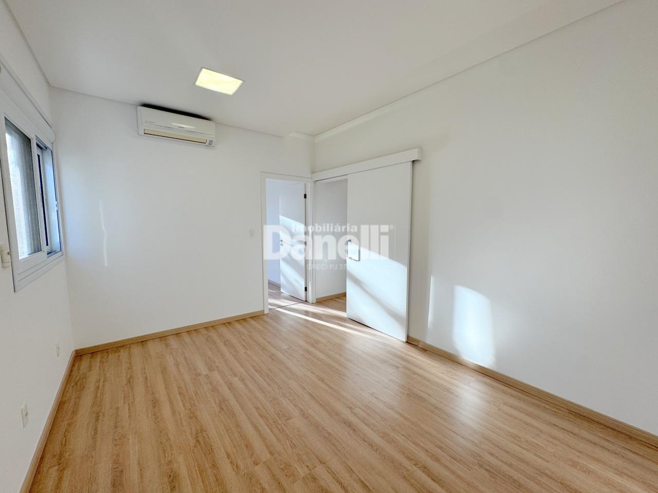 Casa em Condomínio à venda no Chácara Olaria: 