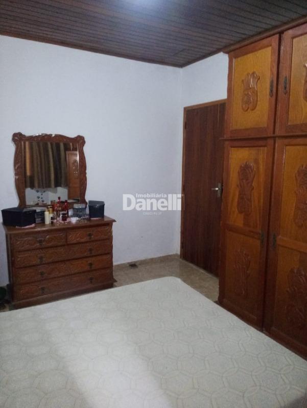 Casa à venda no Jardim Ana Rosa: 